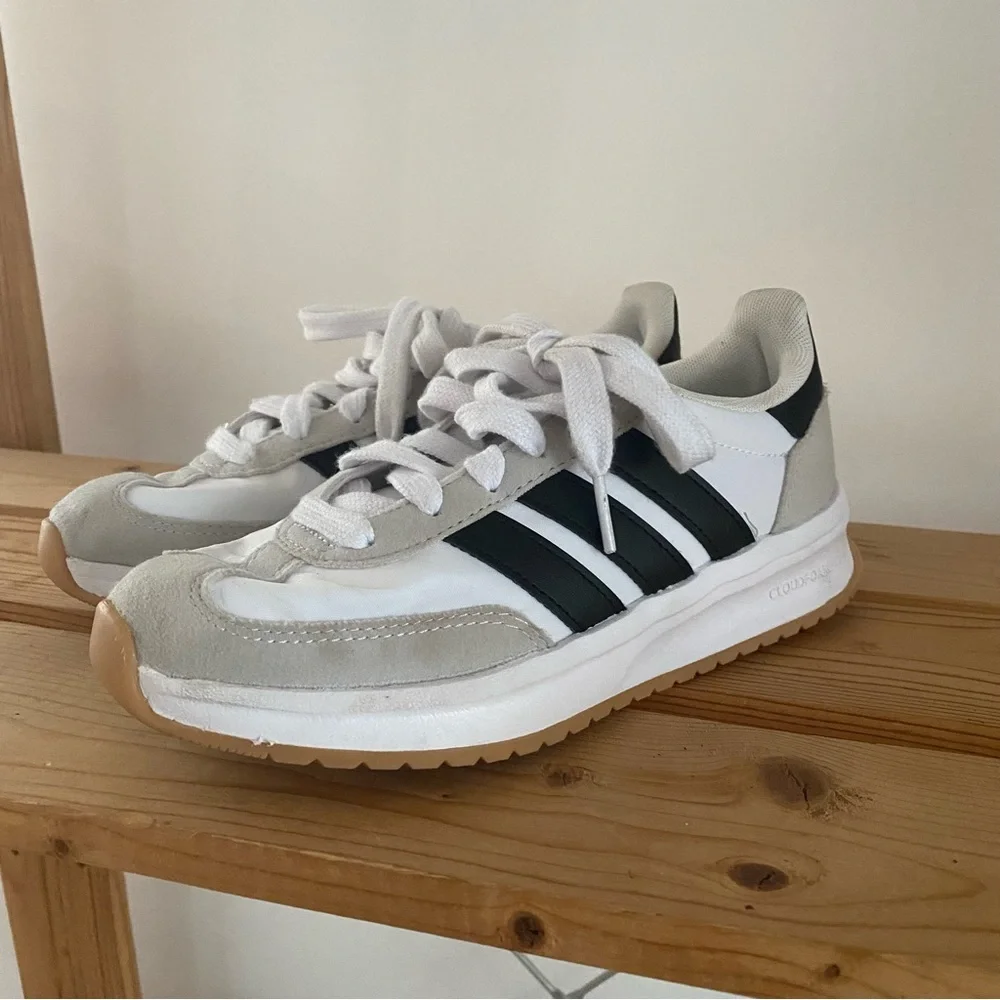 Adidas Kids Run 70s 2.0 White Black Sneakers Shoes 3.5 - Picture 4 of 14
